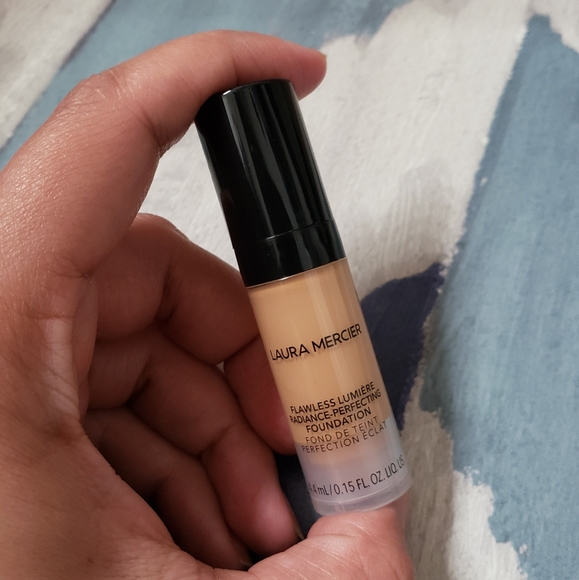 laura mercier Other - Laura Mercier Flawless Lumiere Radiance Foundation laura mercier Other - Laura Mercier Flawless Lumiere Radiance Foundation